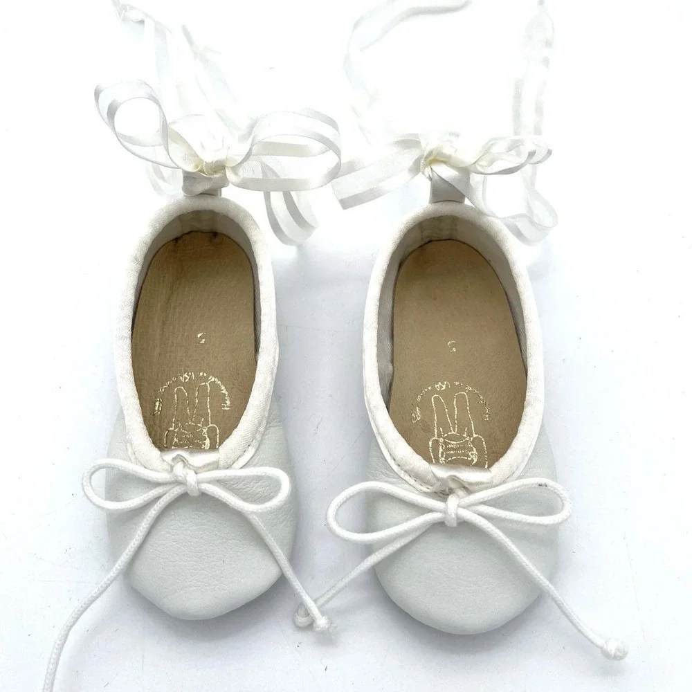 Bear Feet White Leather Ballerina Kid's Shoes Size 5 DSWB